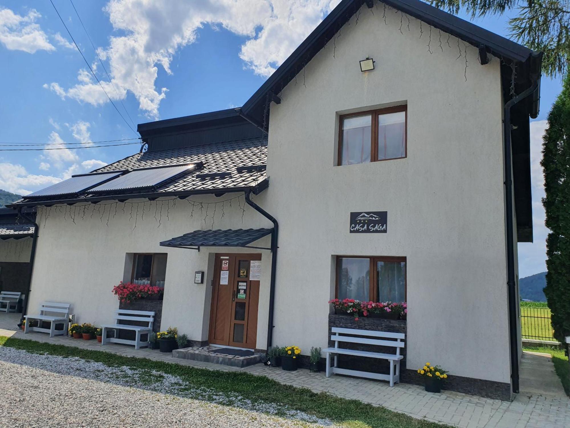 Casa Saga Hotel Gura Humorului Eksteriør billede